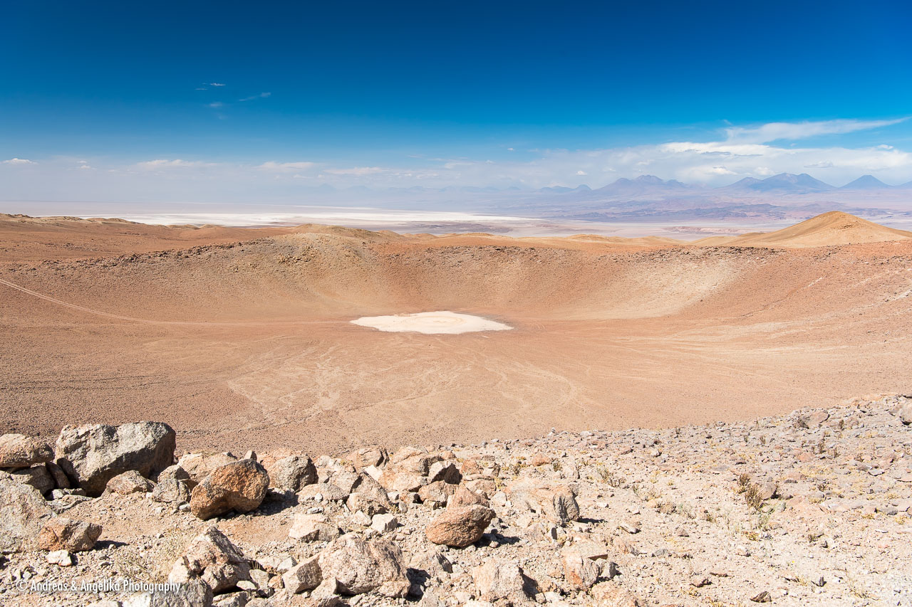Cráter Monturaqui en el Desierto de Atacama
